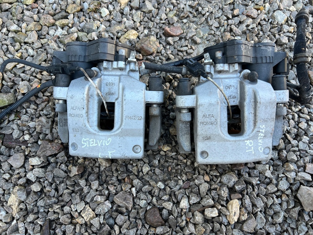 фото №1, Alfa romeo stelvio суппорт тормозной правый задняя