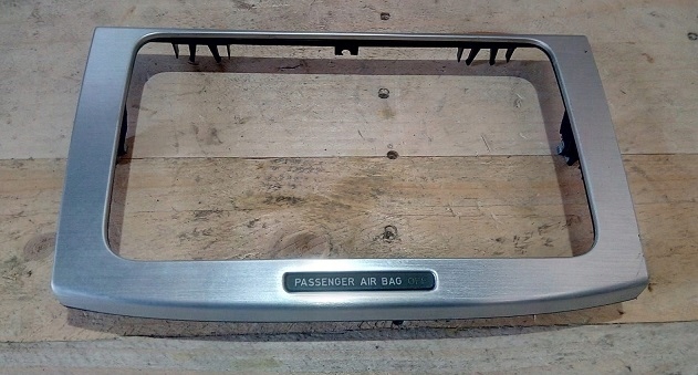 фото №1, Vw passat b6 рамка dekor захист радіо 3c0858069