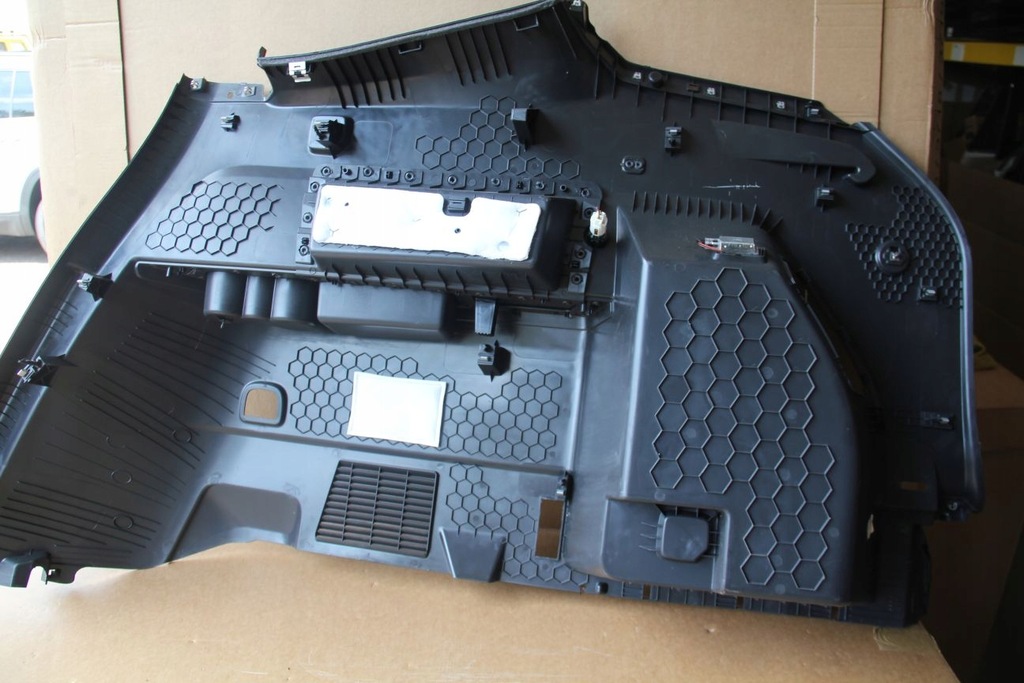 фото №5, Обивка багажника левая vw atlas 3cn867033