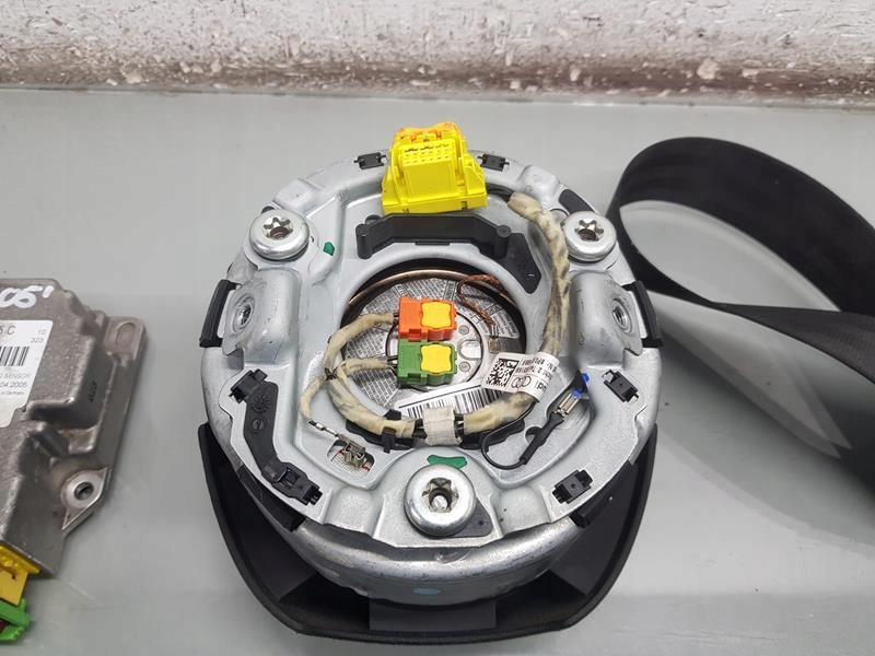 фото №9, Консоль подушка подушка безпеки audi a3 8p 8p0959655c