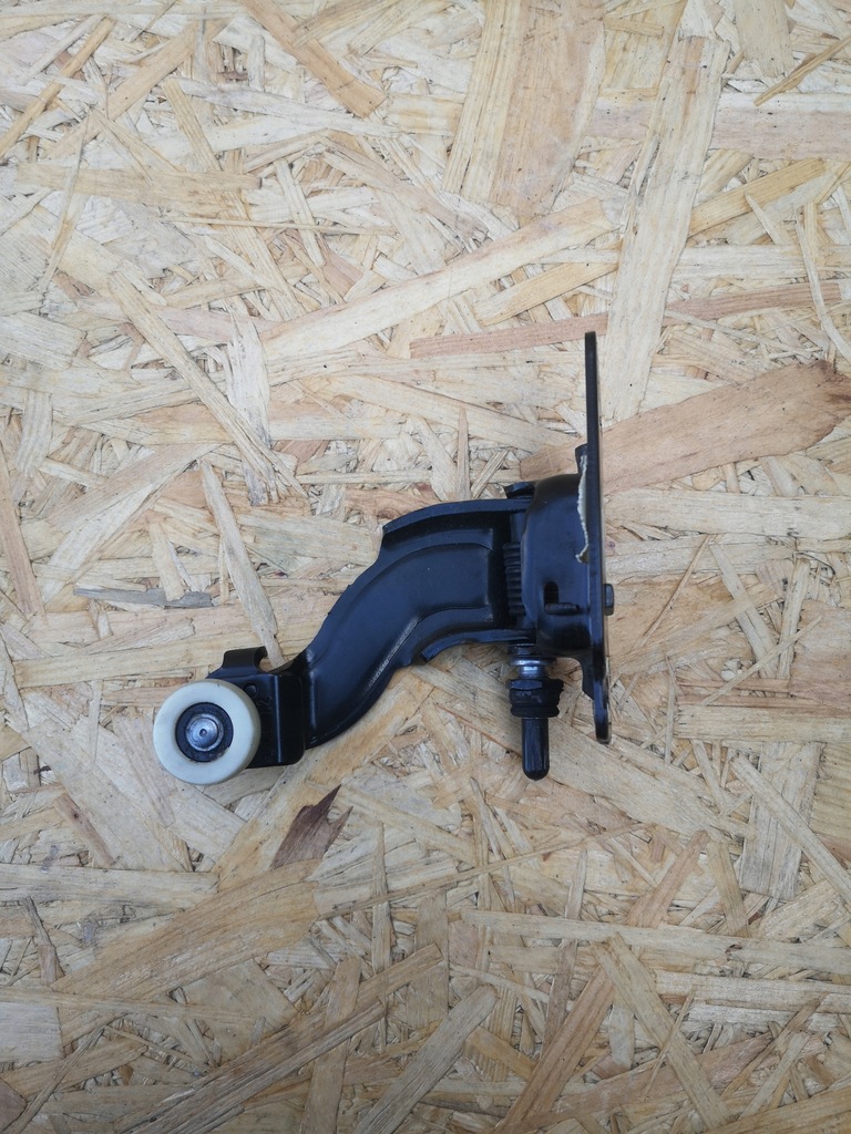 фото №3, Ford b-max ролик дверь левый задняя верхний av11-r250a69