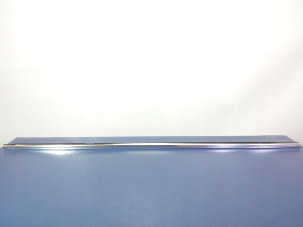 фото №1, Bmw 7 f02 long молдинг уплотнитель дверь правая задняя