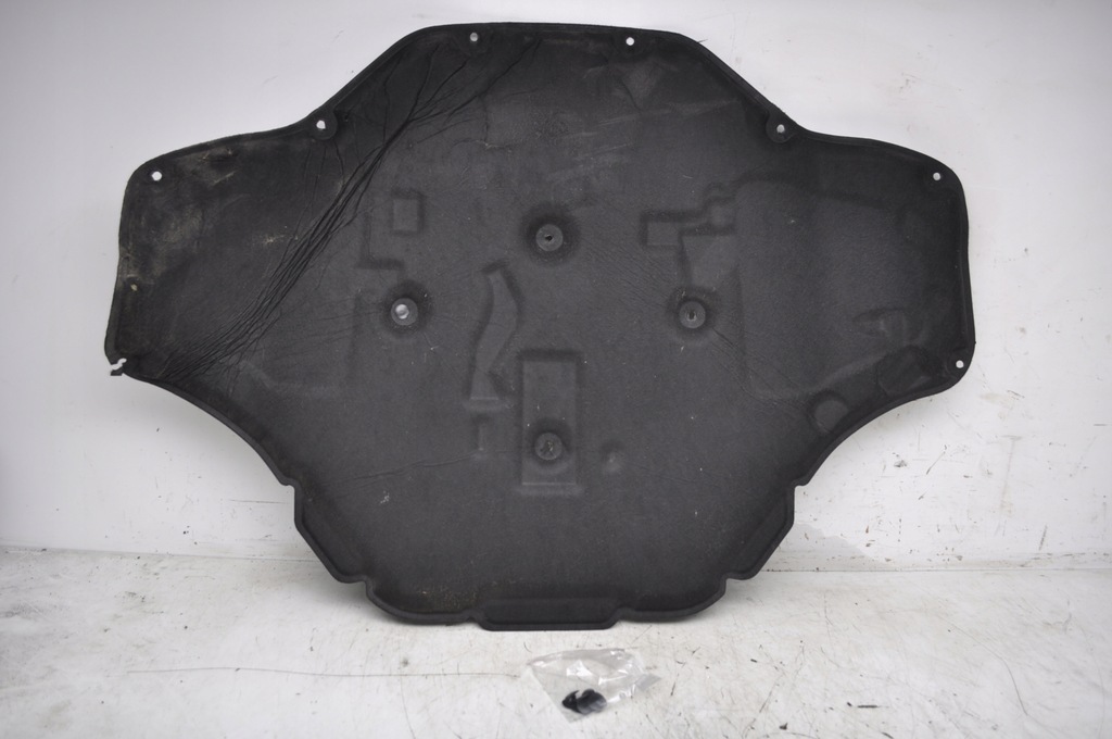 фото №8, Bmw g12 шумоізоляція підкрилок капот