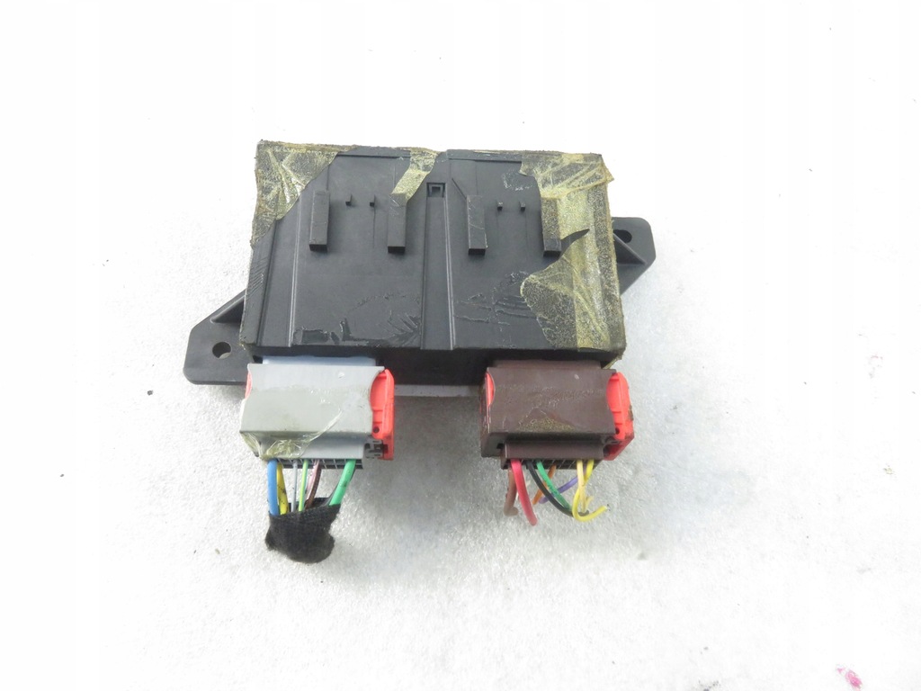 фото №7, Блок управления фаркоп peugeot 308 sw ii 9665524180