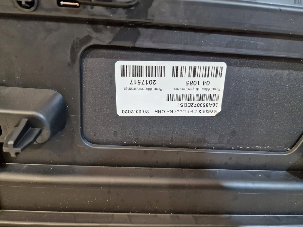 фото №7, Bentley bentayga молдинг двері передній правий