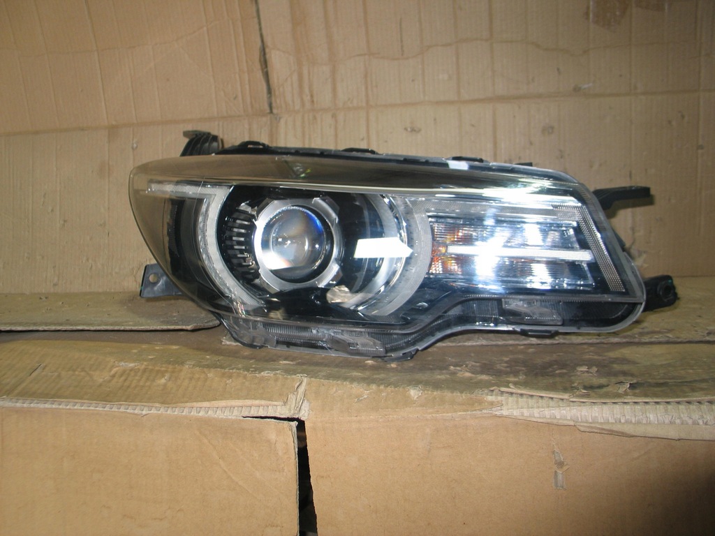 фото №10, Лампа правий перед mg zs 17-19r. europa + led