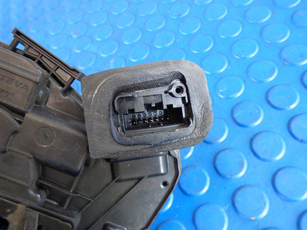 фото №5, Замок двері правий перед 7pin skoda fabia iii