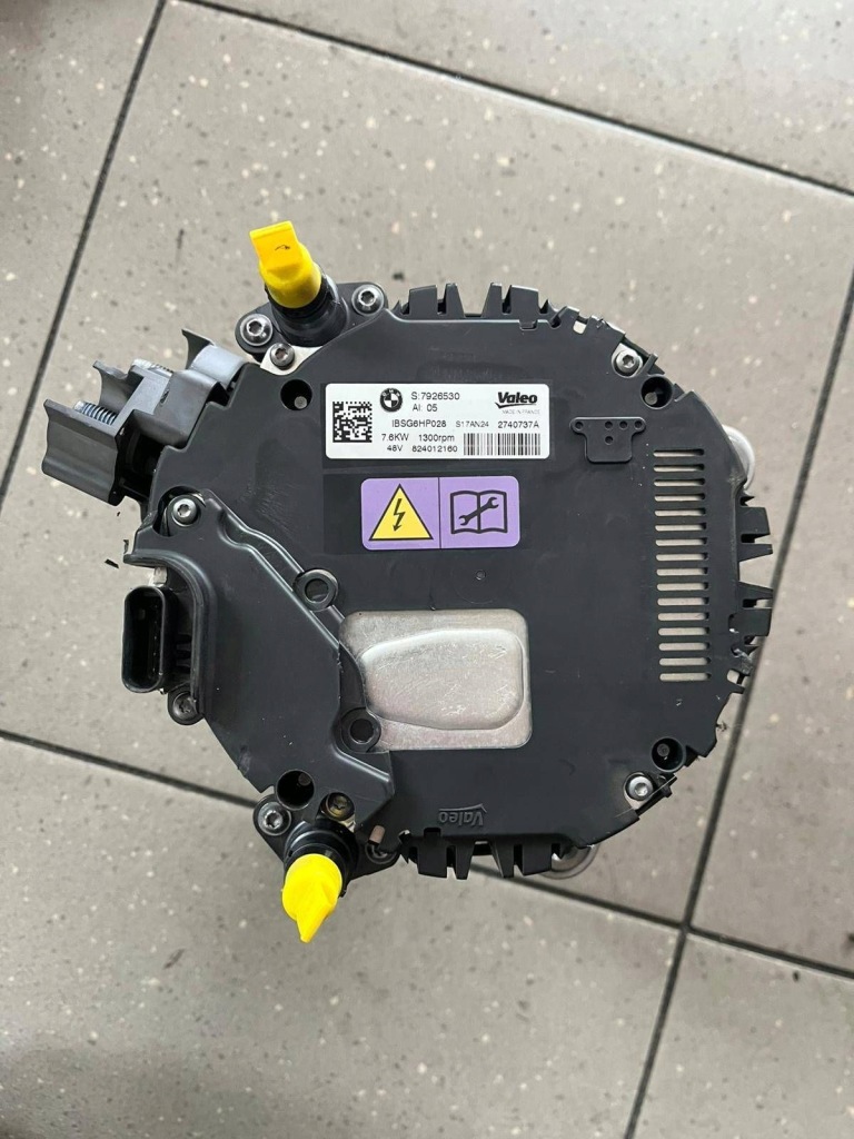 Генератор bmw 5 g60 g61 x3 g45 2.0d дизель 7926530 новый с Разборки