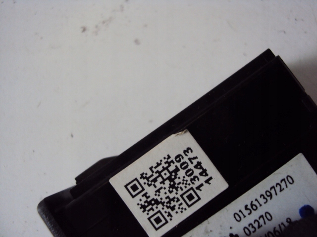 фото №4, Зарядний пристрій usb alfa romeo stelvio