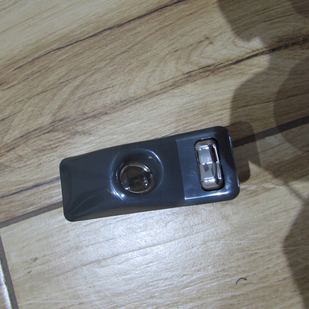 фото №1, Renault espace ii лампа потолочная 7701366104