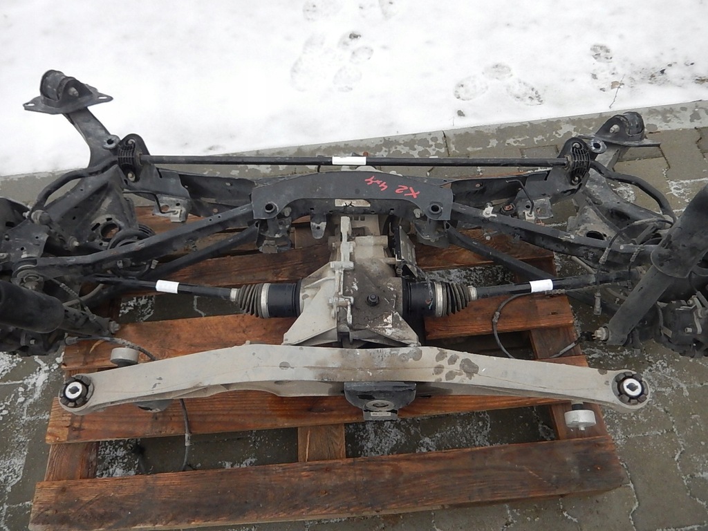 фото №4, Задня oś підвіска балка bmw x2 2.0d x-drive