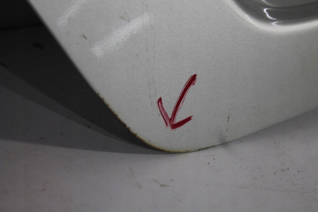 фото №6, Крышка багажника накладка крышка задняя volvo c70 ii 426 05-09