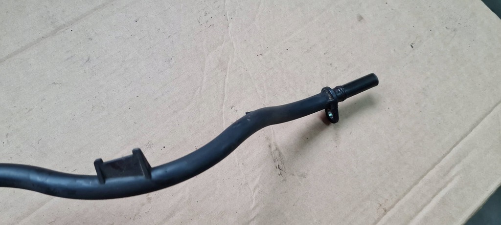 фото №11, A4 b9 8w щуп щуп масла с заглушка 2.0 tdi 04l103634 q5 a6 a5 8w