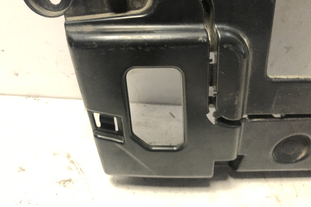 фото №10, Правый направляющая заднего бампера bmw 4 gran coupe f36 7285562 2.0l дизель