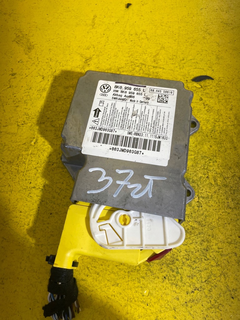 фото №1, Audi a4 b8 - модуль датчик подушек