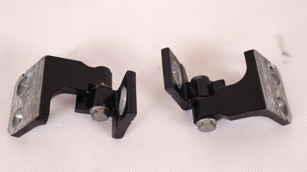 фото №4, Maserati ghibli 14- петли дверь левых перед 820/a