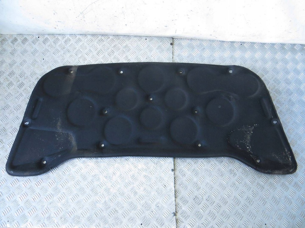 фото №1, Mercedes w176 шумоизоляция капот 12-