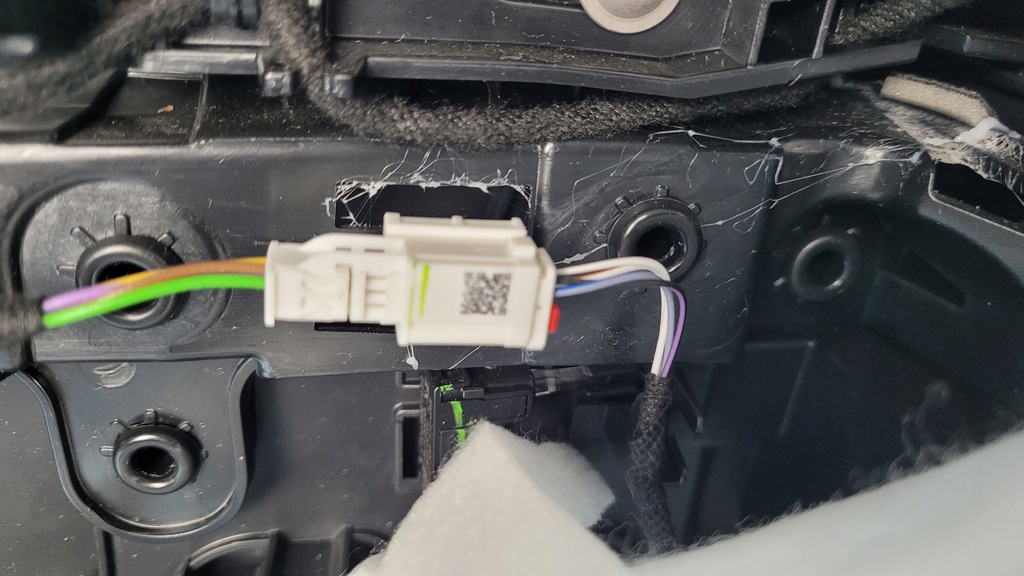 фото №9, Mercedes eqe w295 350+ 23r обшивка дверь правый перед a2957205001