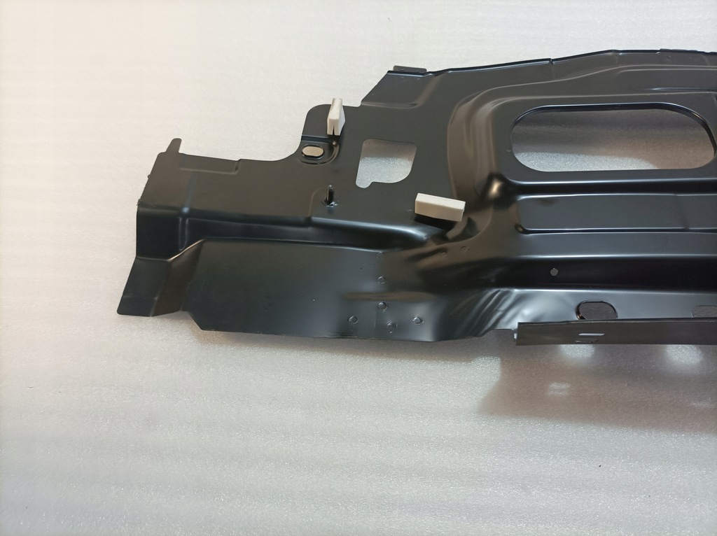 фото №8, Задний pas стена vw polo v 6r6813301c