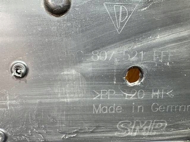 фото №8, Porsche macan 95c накладка дифузор бампера задня 95c807521