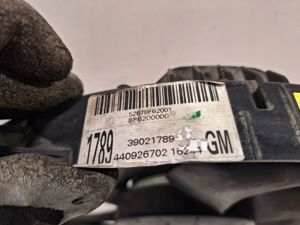 Вентилятор радіатора корпус 39021789 opel adam corsa e 1.0 1.4 turbo 12- Зі Шроту