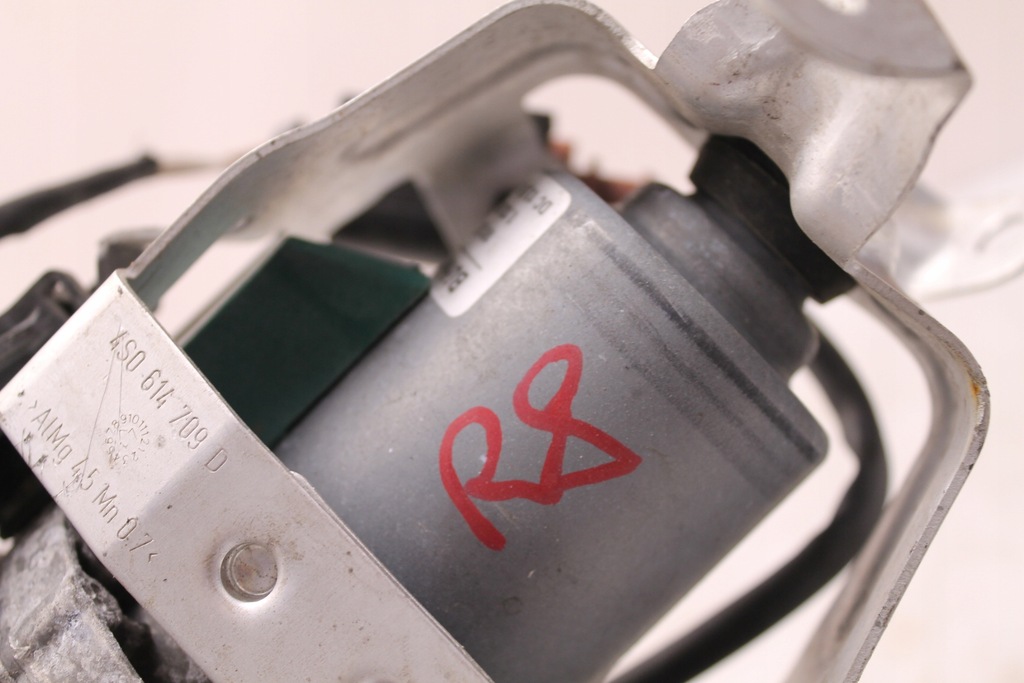 фото №6, Насос вакууму з кронштейн audi r8 ii 4s 16-