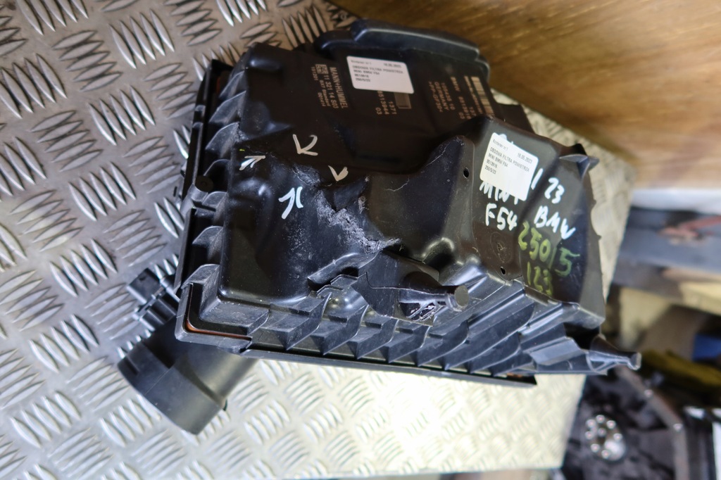 фото №9, Корпус фильтра воздуха mini bmw f54 8513916