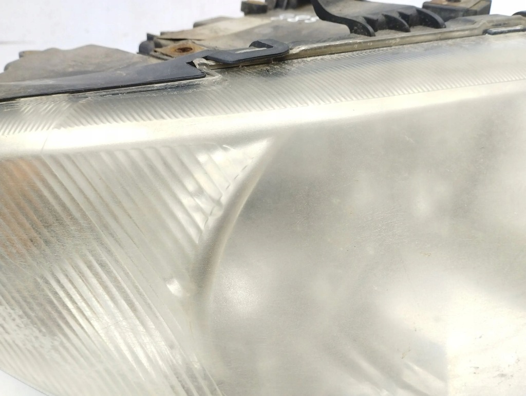 фото №9, Chrysler voyager 2006 права сторона лампа передня