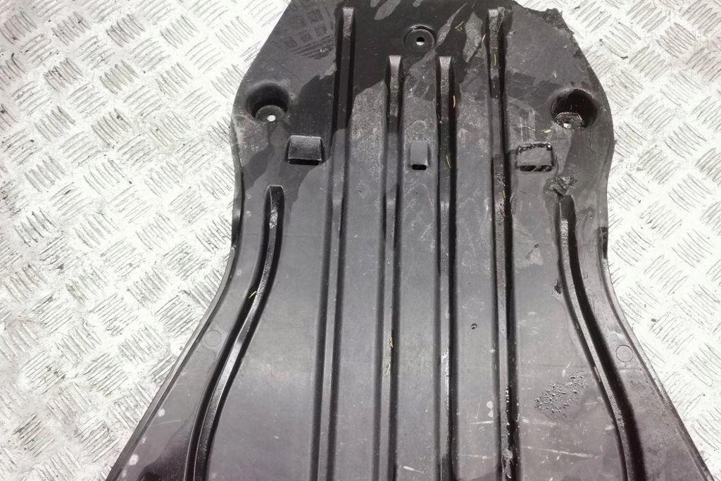 фото №8, Задня середня захист підвіска vw id.5 e39 1ea825102c electric 2021