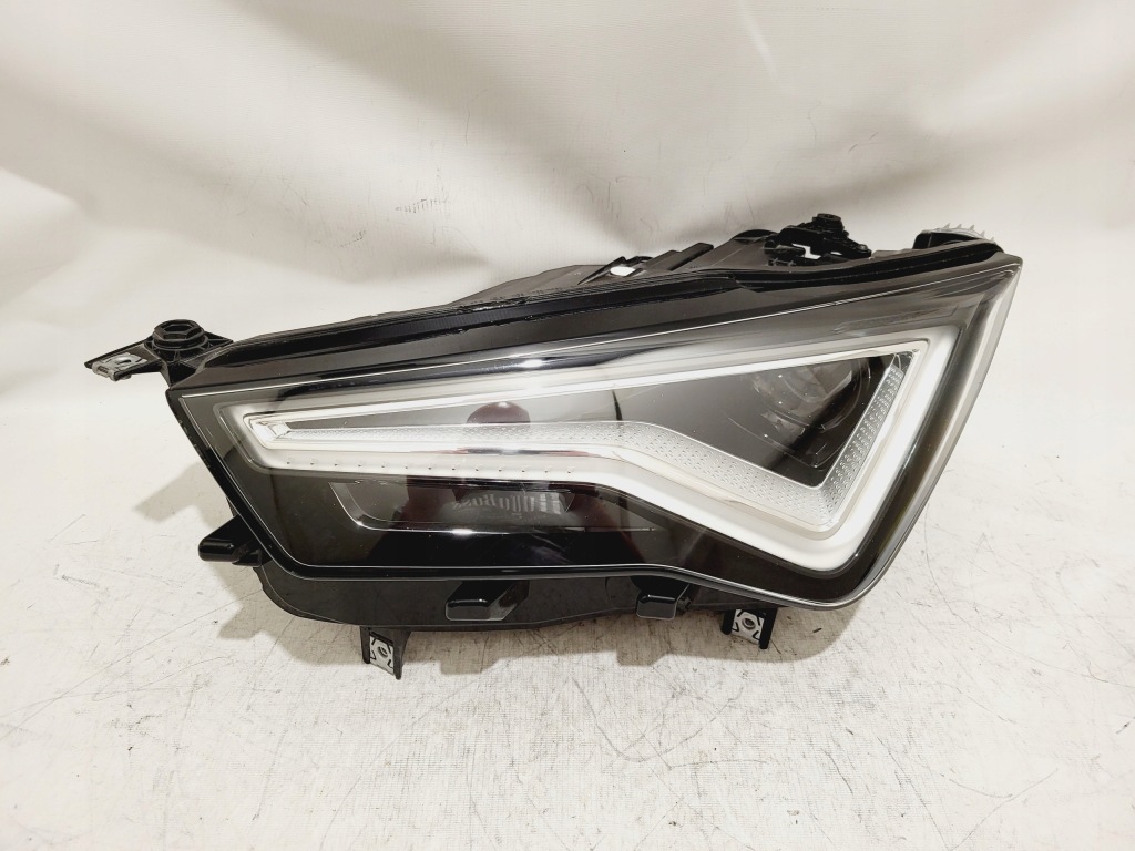 Купити Фара seat ateca рестайлінг  full led ліва перед 20- оригінальний номер 576941031b