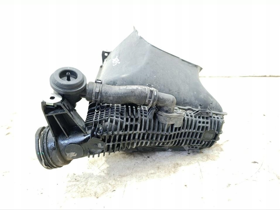 Радиатор porsche macan 2016 95b145803b Оригинал