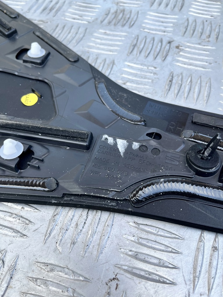 фото №1, Молдинг накладка крыла задняя правая cupra born 21-