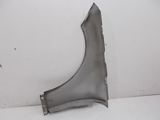 Mercedes c 204 07-15 крыло  правый  оригинал  ! Цена