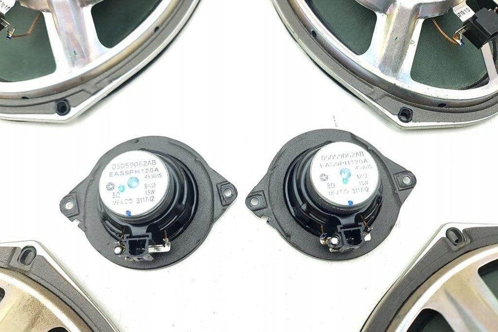 фото №8, Система озвучивание chrysler grand voyager v rt 05091019ab 2.8l дизель