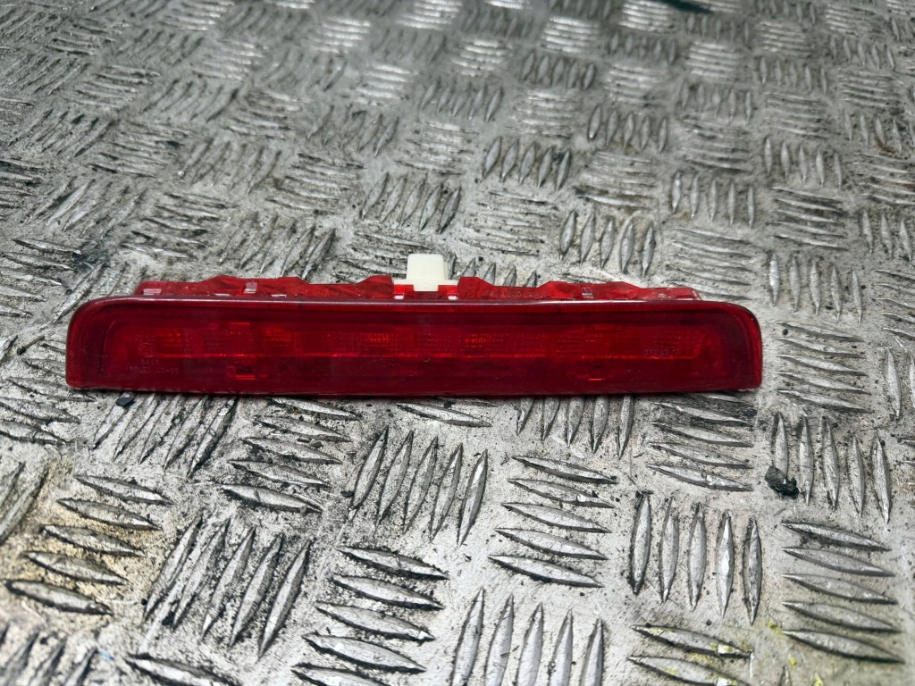 Купить Toyota yaris iii лампа свет стоп 81570-0d151