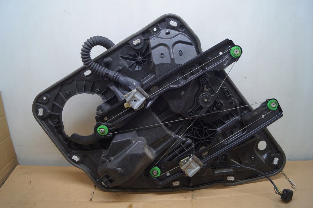 фото №9, Vw touareg 7p механизм стекло левый задняя 7p6839755a