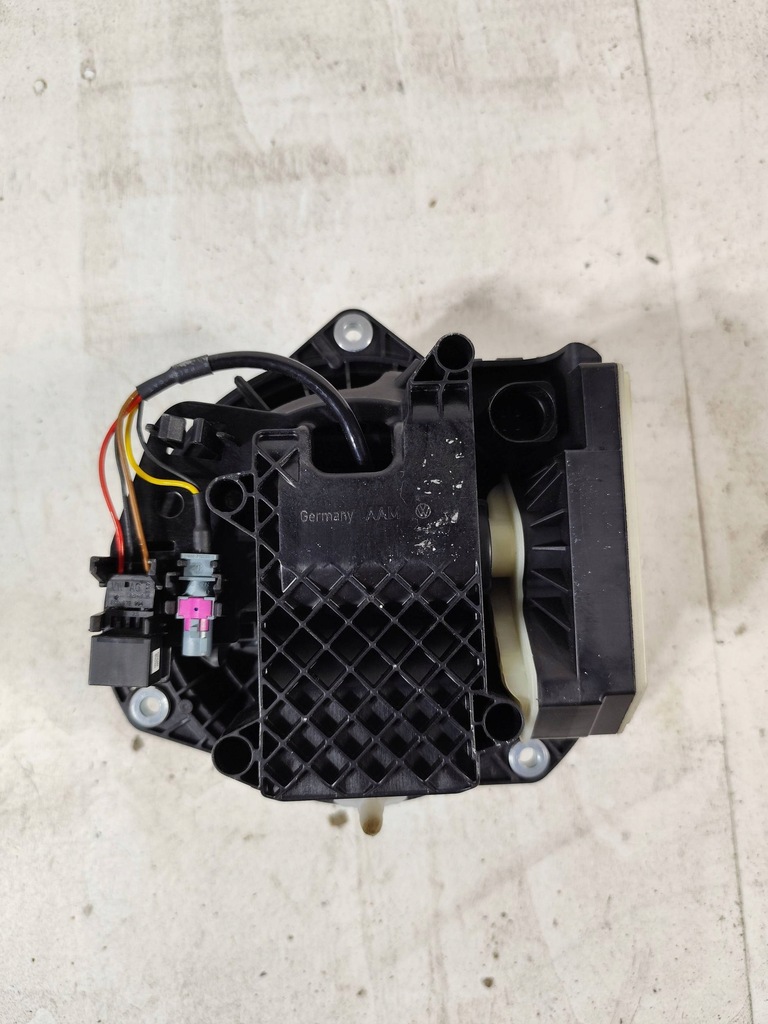 фото №5, Vw golf vii sportsvan ручка мікровимикач кришки камера заднього виду оригінал