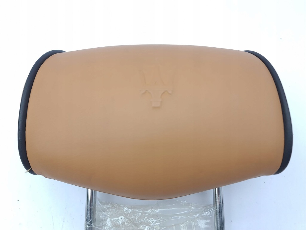 фото №5, Maserati quattroporte 2008 права сторона підголівник сидіння заднього