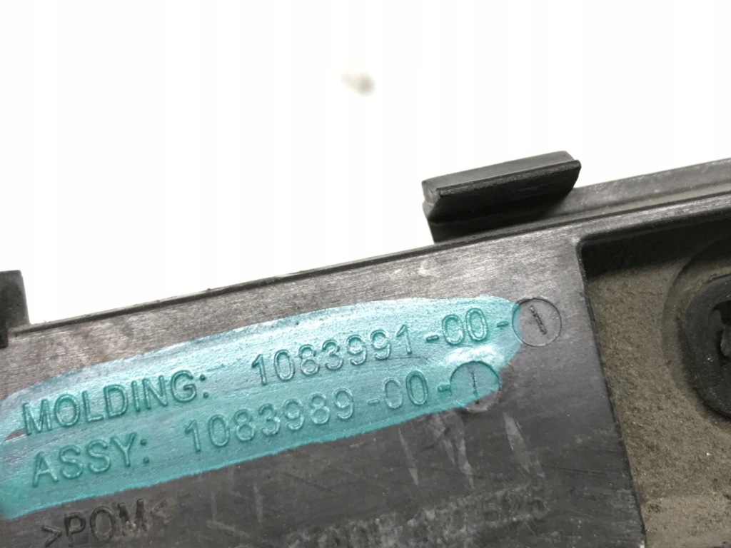 фото №7, Tesla 3 напрямна бампера правий задня 1083991-00-i