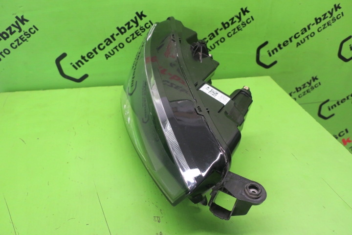 фото №7, Skoda scala фара правый led 657941016