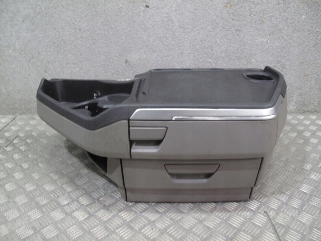 фото №1, Консоль панель приладів ze schowkami scania r s ntg