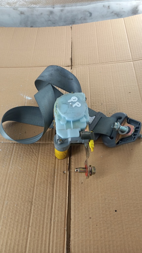 фото №1, Pas bezp. правий перед hyundai getz 1.3b 03r hb