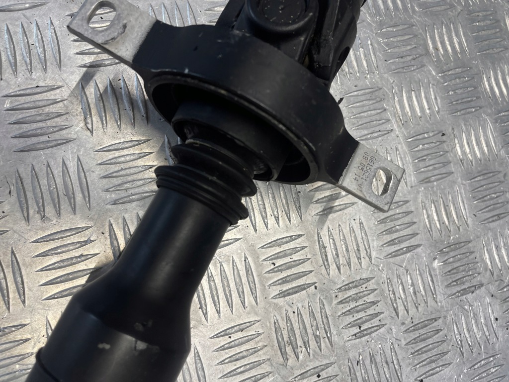 Bmw f30 f31 wał приводной механическая коробка передач 7623744 Киев