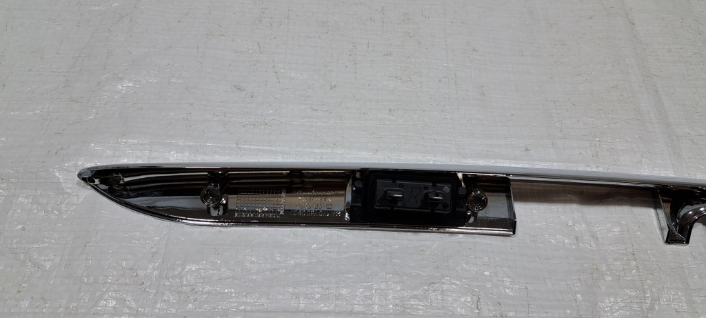 Mercedes slk r170 молдинг освещение номерного знака регистрационный задний  a1707500627 Киев