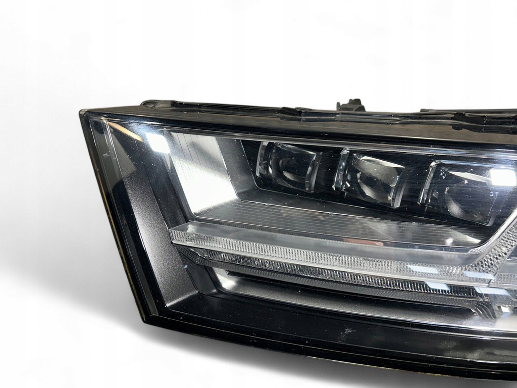 фото №14, Audi q7 4m 2017 лампа передняя