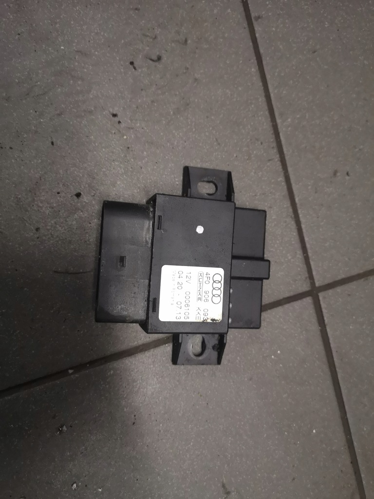 фото №1, Модуль насоса топлива audi a6 c6 4f0906093