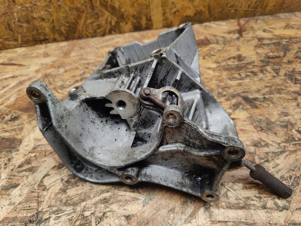 фото №5, Кронштейн насоса усилителя mercedes w124 1022360830