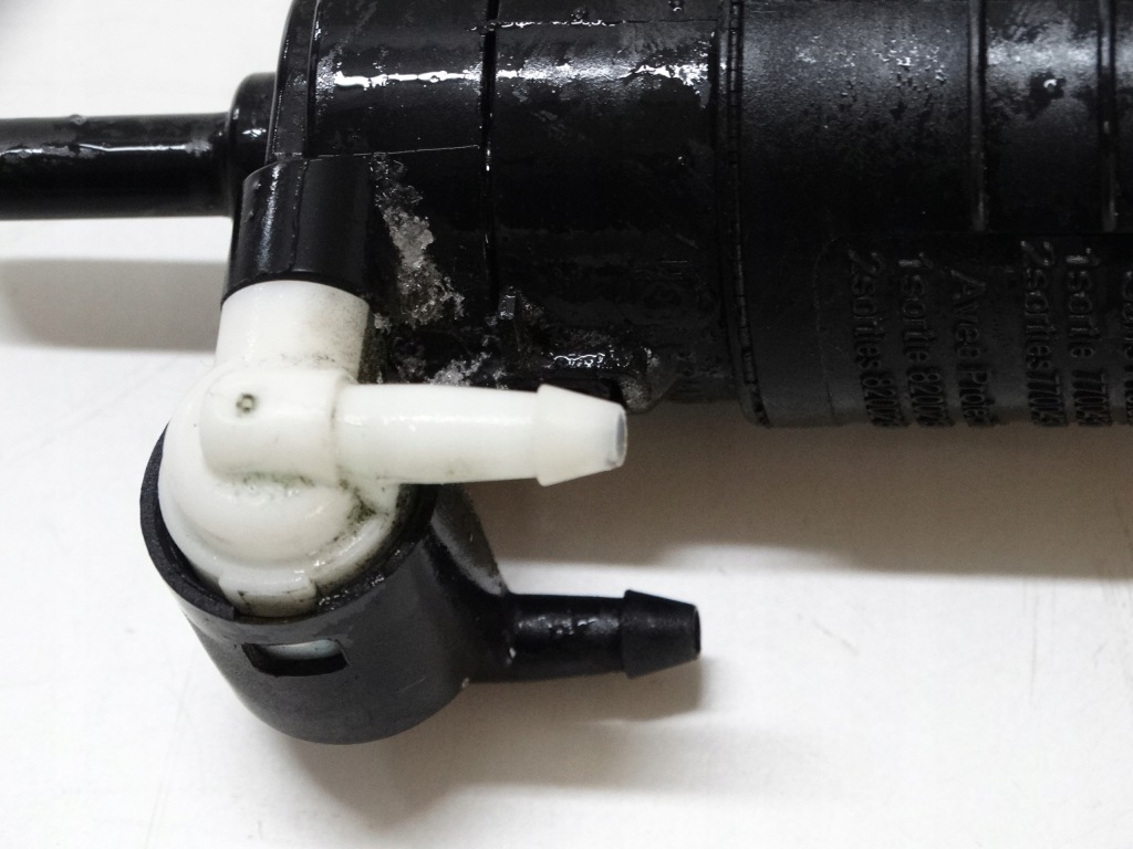 фото №3, Помпа розпилювача renault twingo i 8200213041