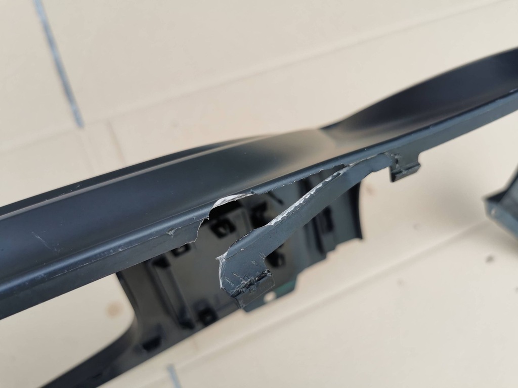 фото №7, Audi q8 sq8 4m8 s-line спойлер диффузор бампера заднего 4m8807941f