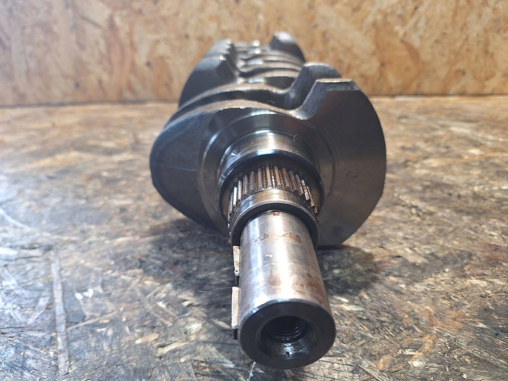 фото №5, Wał колінчастий 3l toyota 4-runner n120 88-91 2.8 d номінал